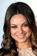 Mila Kunis ミラ・クニス