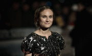 07093063704098.gif
