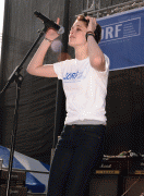 f88cbe79227053.gif