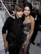 Selena Gomez - MTV's "Video Music Awards " At Nokia Theatre In LA (September 12th 2010) 39e9aa98137882